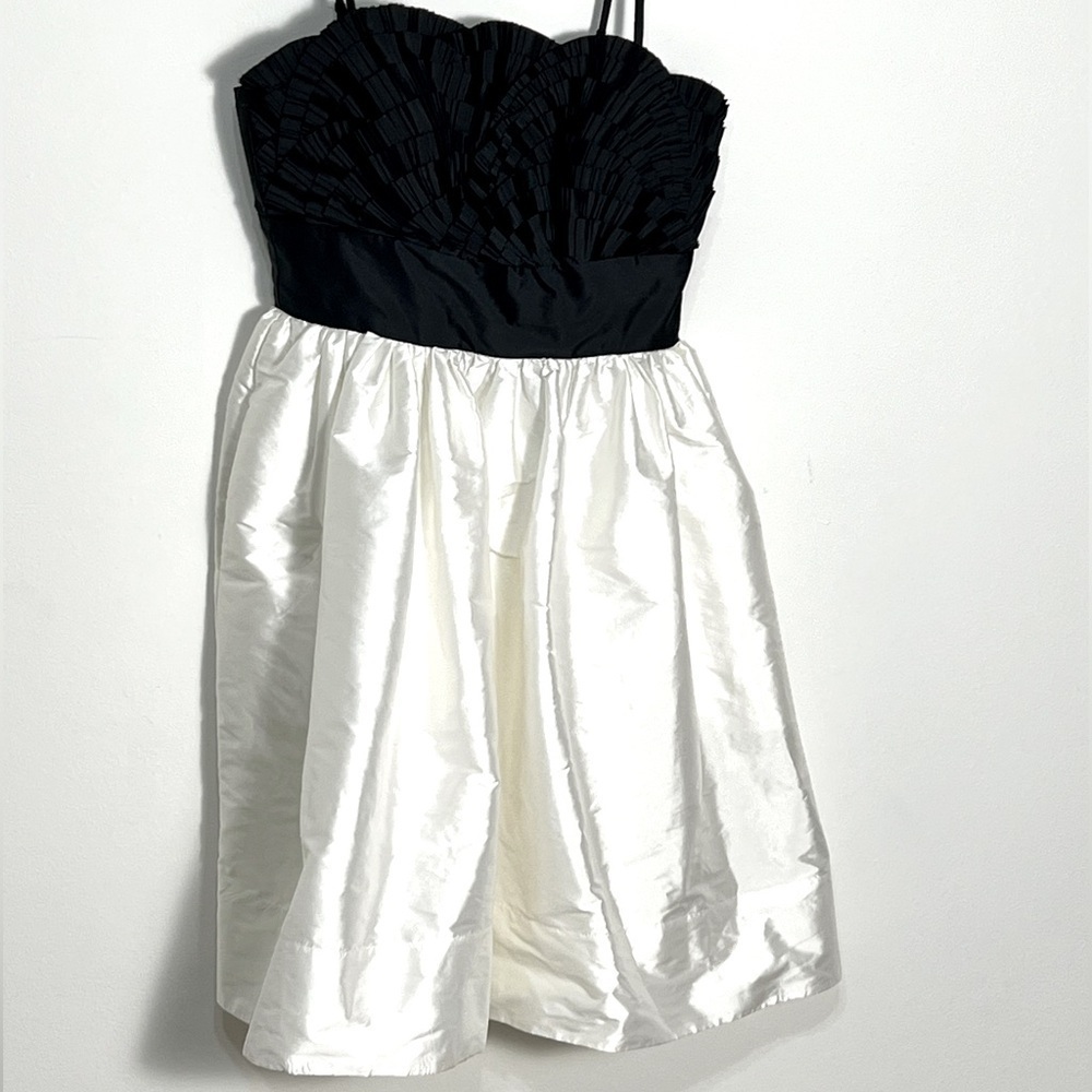 Maggy London Formal Black White Dress Size 4